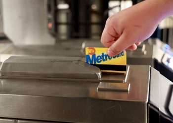 First the token, now the swipe: NYC’s subway system to stop selling MetroCards