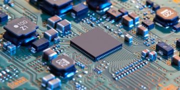 Taiwan probes 11 Chinese firms, alleges SMIC poached engineers