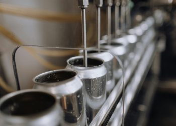 Glencore-backed Nanshan Aluminum’s stock dips after Hong Kong IPO