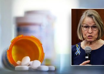 Bipartisan bill seeks to stop pharmacy middlemen from driving up drug costs for financial gain