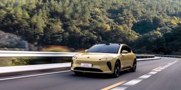 Nio stock tanks 15% on Q4 earnings: buy the dip or sell the rip?