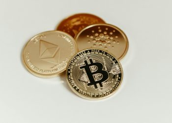 Crypto market slides despite Trump’s Bitcoin reserve announcement