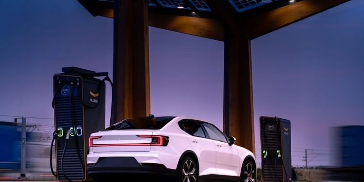 How are Mullen Automotive, Polestar, Faraday Future stocks doing?