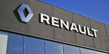 Renault stock price: insulated from trade war, but risky pattern forms