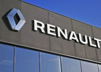 Renault stock price: insulated from trade war, but risky pattern forms