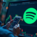 Spotify stock price forms W pattern ahead of earnings: what next?