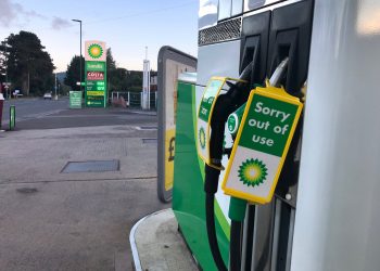 BP share price continues to underperform: is it a contrarian buy?