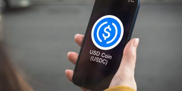 Circle stock price analysis: can CRCL crash to $100?