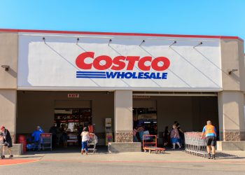 Why Costco stock slipped post-Q4: 3 reasons, plus 5 to buy the dip