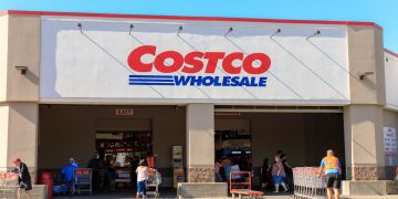 Why Costco stock slipped post-Q4: 3 reasons, plus 5 to buy the dip