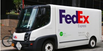 Top three ‘cash rich’ stocks that can weather any market downturn