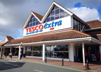Will the Tesco share price hit 500p as growth continues?
