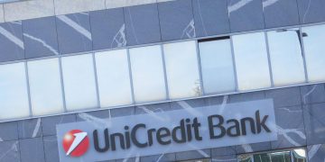 Unicredit share price analysis as earnings growth continues