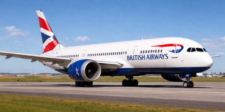 IAG share price forms risky pattern ahead of dividend, buyback news