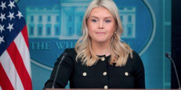 Leavitt scoffs at reporter who questioned when Trump has been ‘falsely called racist’: ‘You’re kidding?’