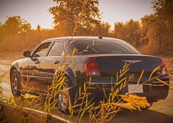 Stellantis stock collapses as bearish setup signals deeper pain